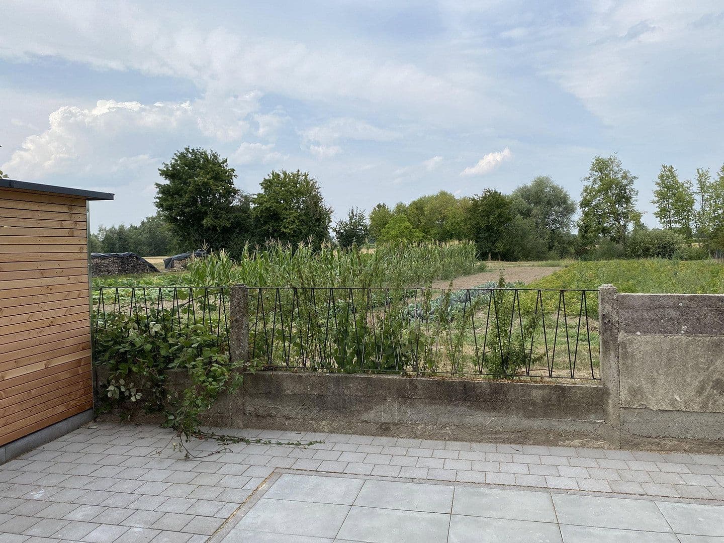 Prenájom bytu 3-izbový 71 m², Vogesenstr. 30, Kehl, Bádensko-Wurttembersko Prenájom bytu 3-izbový 71 m², Vogesenstr. 30, Kehl, Bádensko-Wurttembersko