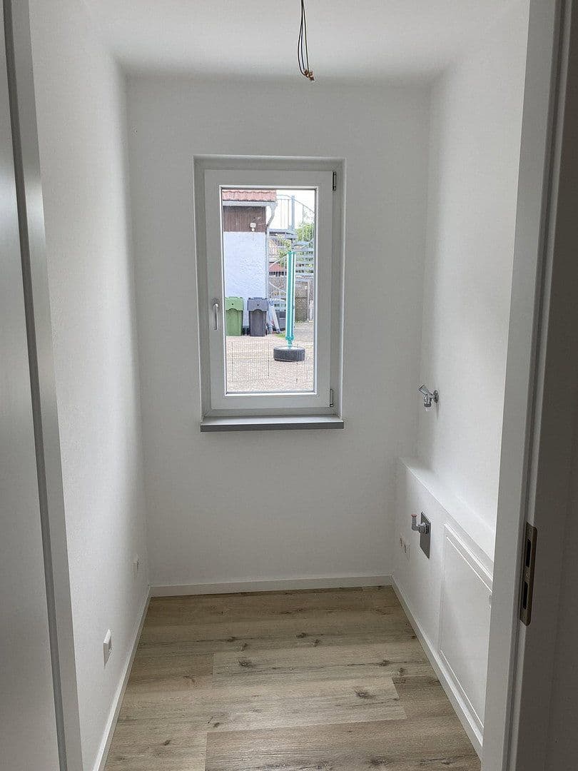 Prenájom bytu 3-izbový 71 m², Vogesenstr. 30, Kehl, Bádensko-Wurttembersko Prenájom bytu 3-izbový 71 m², Vogesenstr. 30, Kehl, Bádensko-Wurttembersko