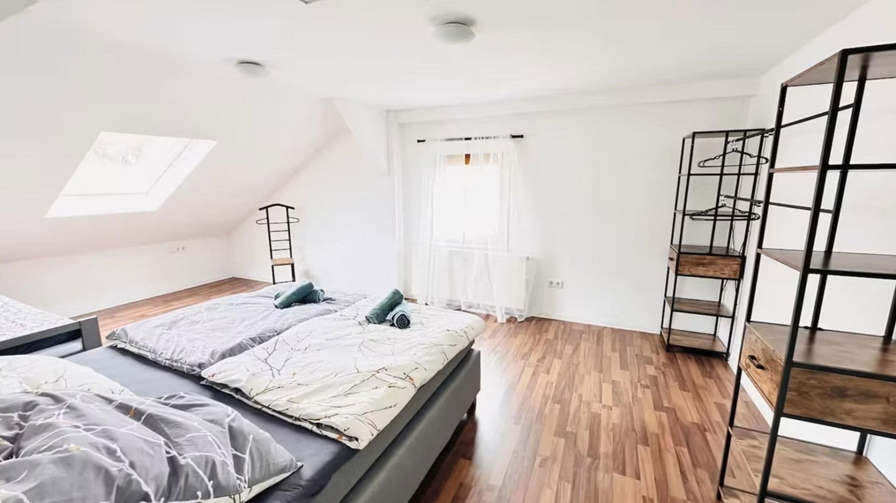 Prenájom bytu 3-izbový 95 m², Blumenthalstraße 5, Pforzheim, Bádensko-Wurttembersko Prenájom bytu 3-izbový 95 m², Blumenthalstraße 5, Pforzheim, Bádensko-Wurttembersko