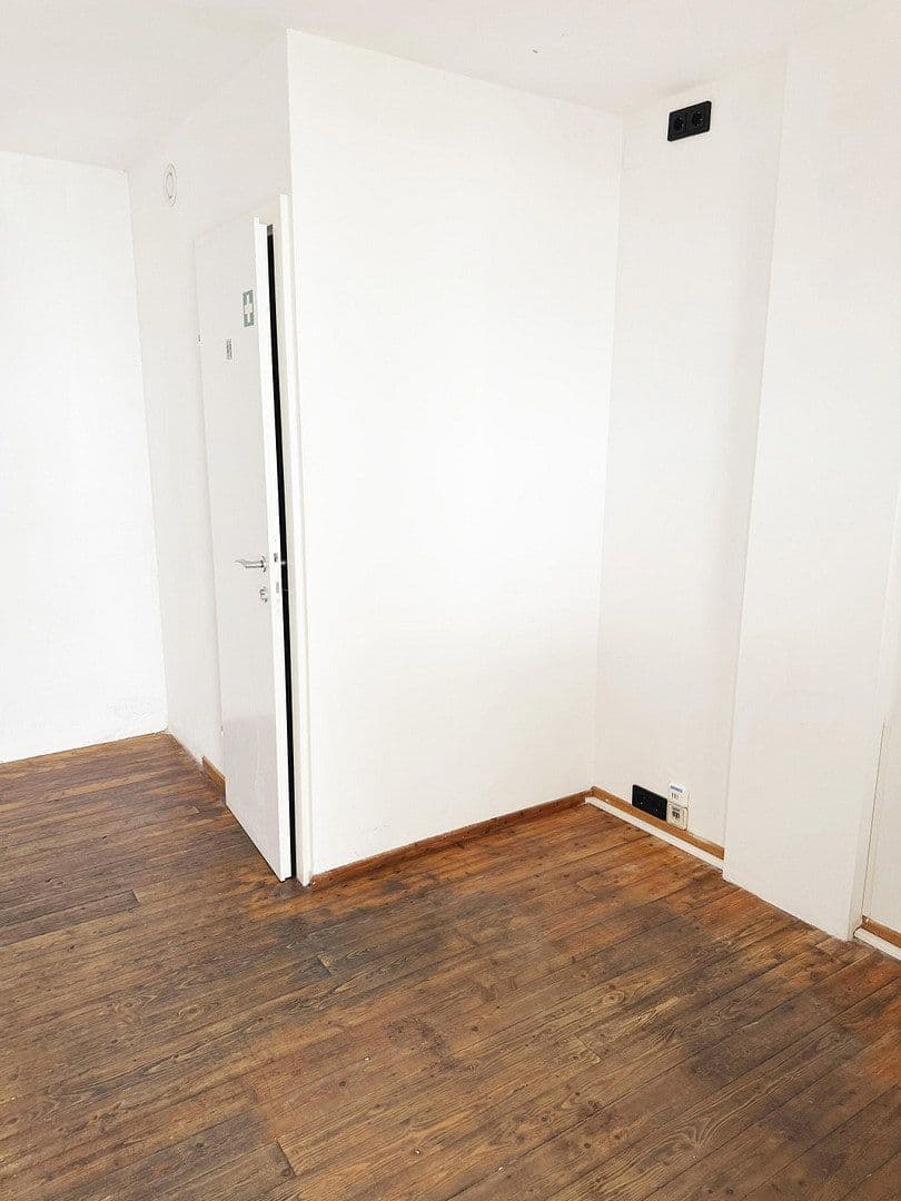 Prenájom nebytového priestoru 41 m², Schmidgasse 7, Krems, Dolné Rakúsko Prenájom nebytového priestoru 41 m², Schmidgasse 7, Krems, Dolné Rakúsko