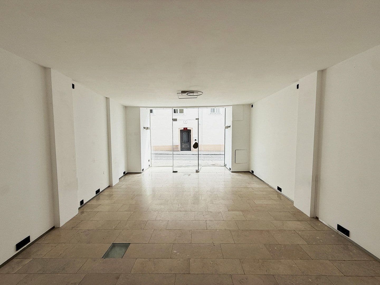 Prenájom nebytového priestoru 41 m², Schmidgasse 7, Krems, Dolné Rakúsko Prenájom nebytového priestoru 41 m², Schmidgasse 7, Krems, Dolné Rakúsko