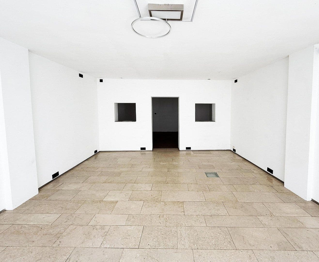 Prenájom nebytového priestoru 41 m², Schmidgasse 7, Krems, Dolné Rakúsko Prenájom nebytového priestoru 41 m², Schmidgasse 7, Krems, Dolné Rakúsko