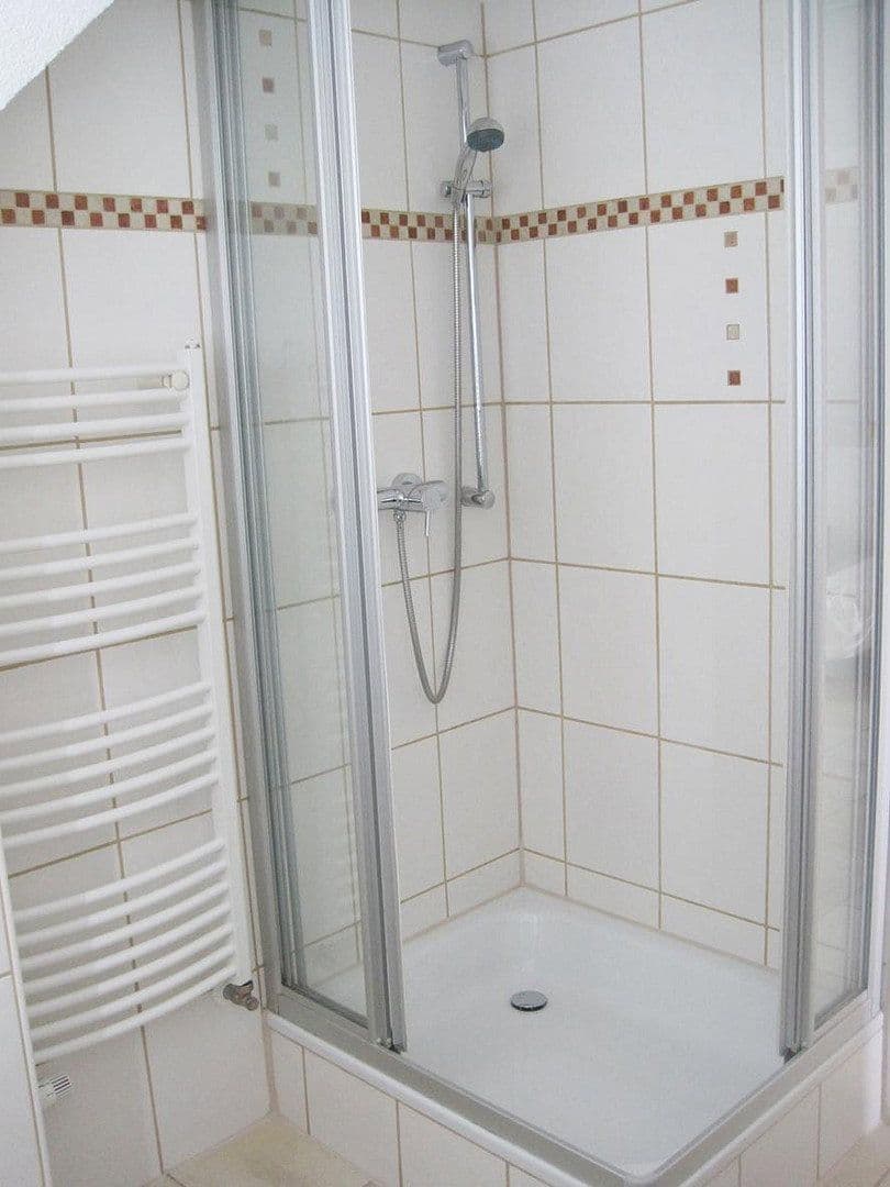Prenájom bytu 3-izbový 60 m², Fließhornstraße 4a, Konstanz, Bádensko-Wurttembersko Prenájom bytu 3-izbový 60 m², Fließhornstraße 4a, Konstanz, Bádensko-Wurttembersko