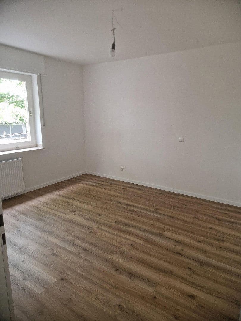 Prenájom bytu 2-izbový 53 m², Lipperheidstr. 112, Oberhausen, Severné Porýnie - Westfálsko Prenájom bytu 2-izbový 53 m², Lipperheidstr. 112, Oberhausen, Severné Porýnie - Westfálsko