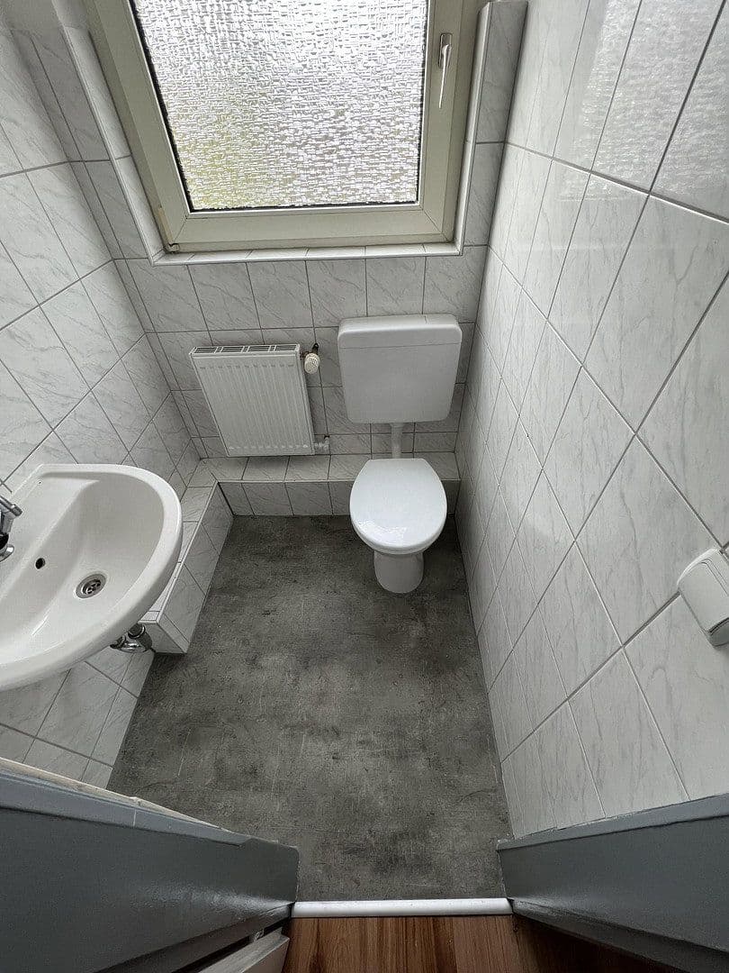 Prenájom bytu 2-izbový 63 m², Hüttenstr. 7, Hattingen, Severné Porýnie - Westfálsko Prenájom bytu 2-izbový 63 m², Hüttenstr. 7, Hattingen, Severné Porýnie - Westfálsko