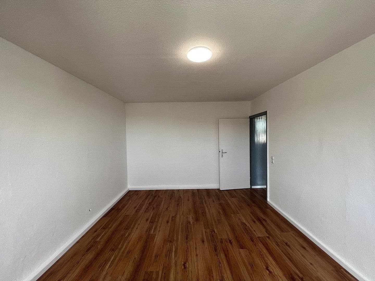 Prenájom bytu 2-izbový 63 m², Hüttenstr. 7, Hattingen, Severné Porýnie - Westfálsko Prenájom bytu 2-izbový 63 m², Hüttenstr. 7, Hattingen, Severné Porýnie - Westfálsko