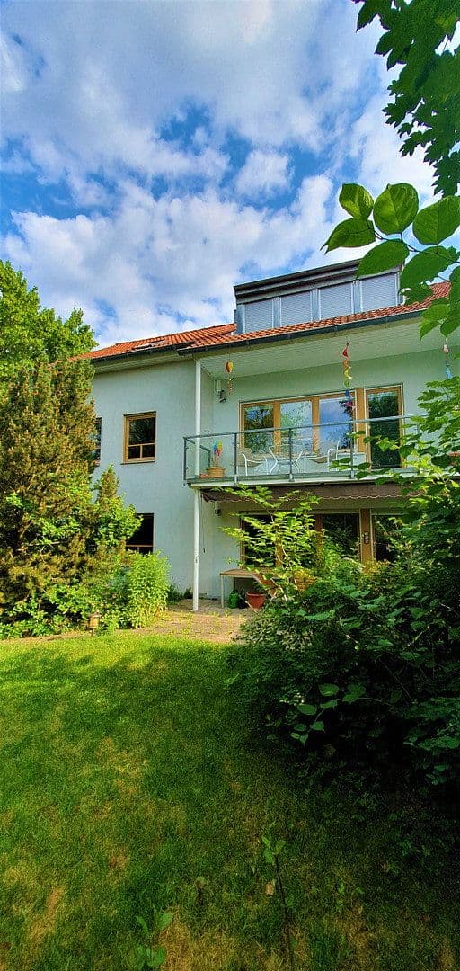 Prenájom bytu 6-izbový 160 m², Nürnberg, Bavorsko Prenájom bytu 6-izbový 160 m², Nürnberg, Bavorsko