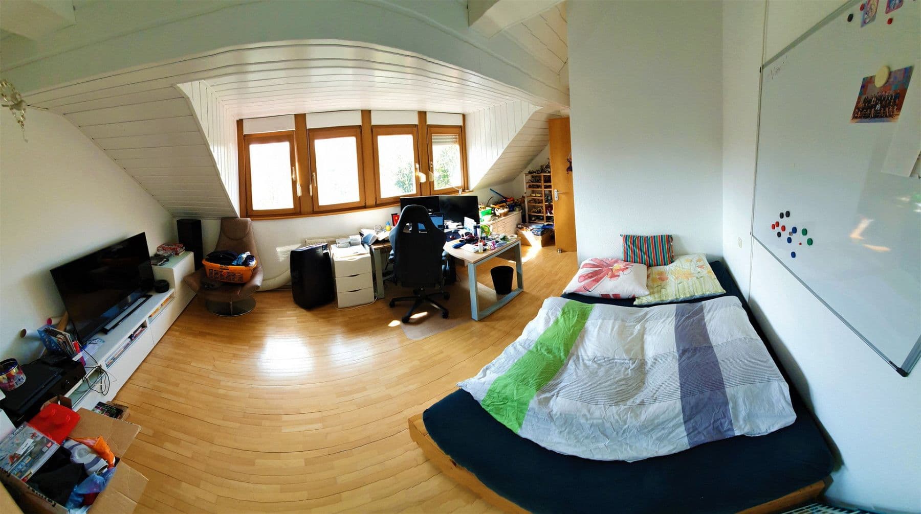Prenájom bytu 6-izbový 160 m², Nürnberg, Bavorsko Prenájom bytu 6-izbový 160 m², Nürnberg, Bavorsko