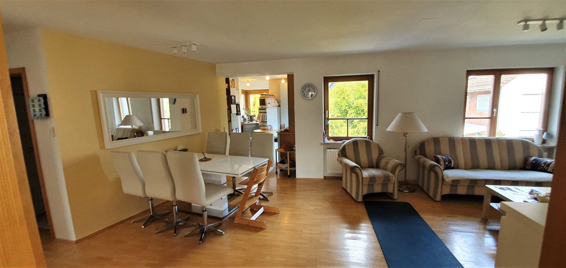 Prenájom bytu 6-izbový 160 m², Nürnberg, Bavorsko Prenájom bytu 6-izbový 160 m², Nürnberg, Bavorsko