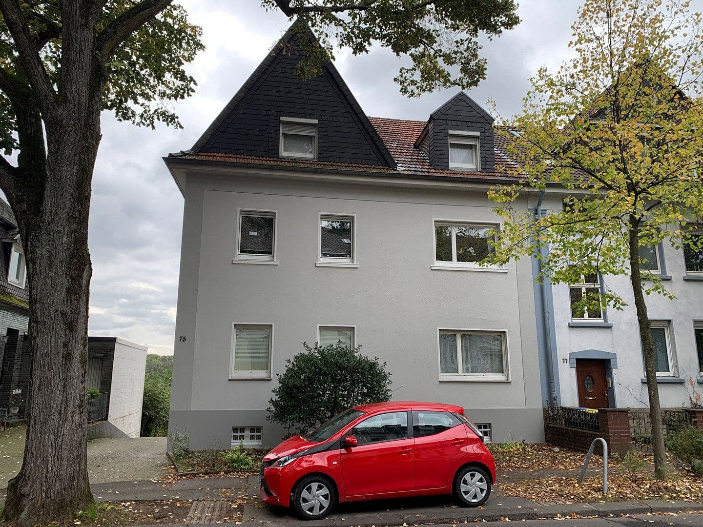 Prenájom bytu 3-izbový 76 m², Hainstrasse 75, Wuppertal, Severné Porýnie - Westfálsko Prenájom bytu 3-izbový 76 m², Hainstrasse 75, Wuppertal, Severné Porýnie - Westfálsko