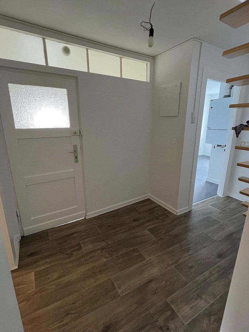 Prenájom bytu 3-izbový 76 m², Hainstrasse 75, Wuppertal, Severné Porýnie - Westfálsko Prenájom bytu 3-izbový 76 m², Hainstrasse 75, Wuppertal, Severné Porýnie - Westfálsko