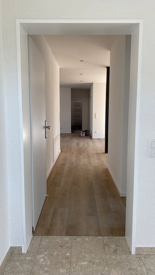 Prenájom bytu 4-izbový 135 m², Kirchstraße 3, Langenargen, Bádensko-Wurttembersko Prenájom bytu 4-izbový 135 m², Kirchstraße 3, Langenargen, Bádensko-Wurttembersko