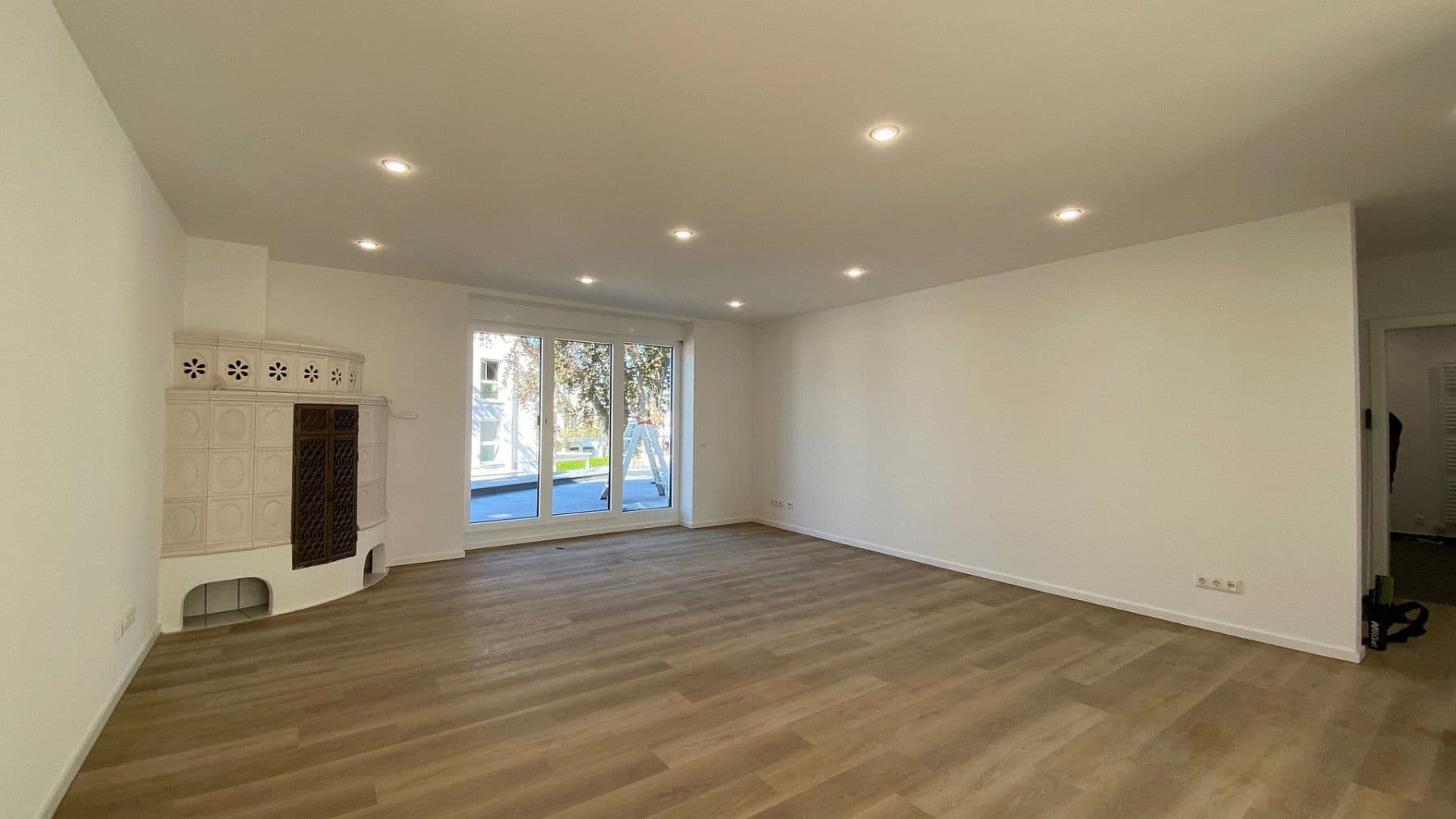 Prenájom bytu 4-izbový 135 m², Kirchstraße 3, Langenargen, Bádensko-Wurttembersko Prenájom bytu 4-izbový 135 m², Kirchstraße 3, Langenargen, Bádensko-Wurttembersko