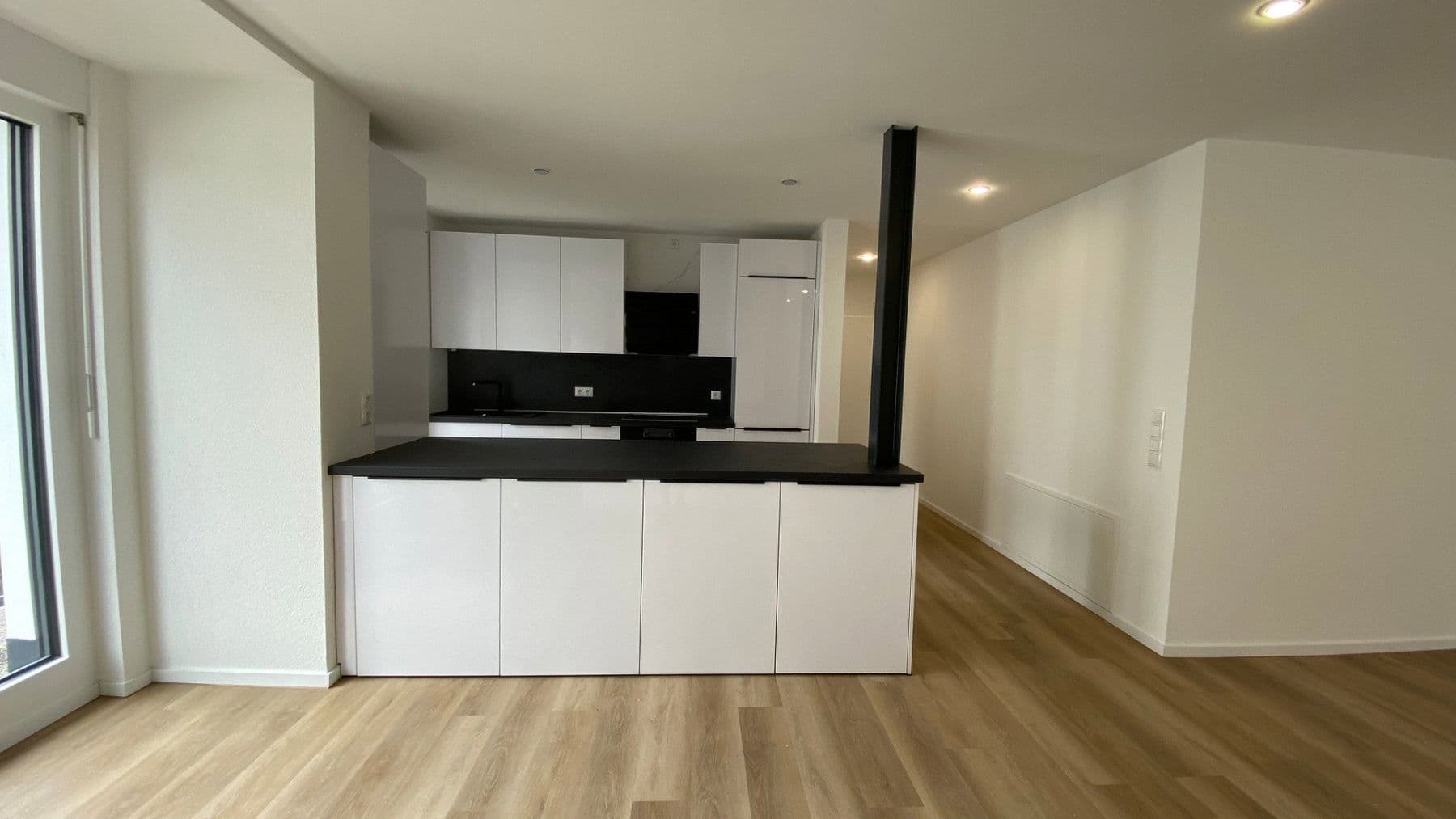 Prenájom bytu 4-izbový 135 m², Kirchstraße 3, Langenargen, Bádensko-Wurttembersko Prenájom bytu 4-izbový 135 m², Kirchstraße 3, Langenargen, Bádensko-Wurttembersko