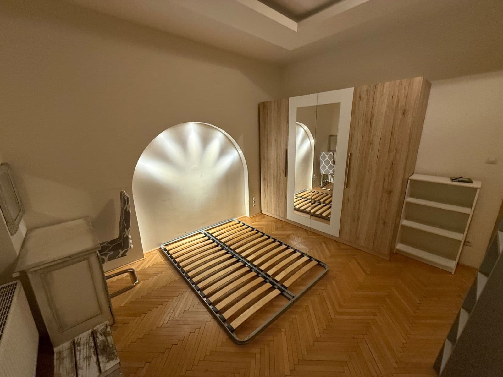 Prenájom bytu 2-izbový 40 m², Bělehradská, Praha, Praha Prenájom bytu 2-izbový 40 m², Bělehradská, Praha, Praha