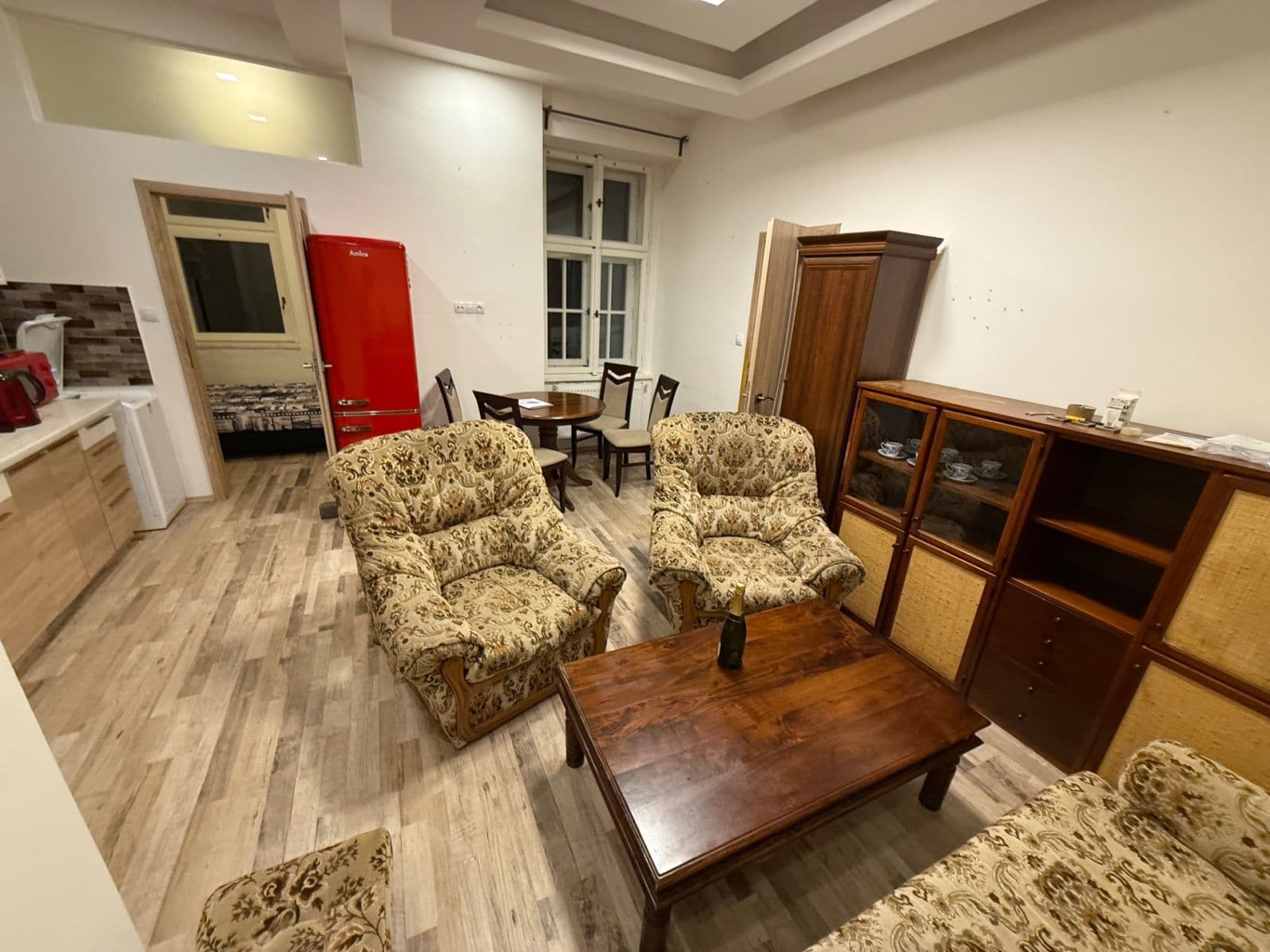 Prenájom bytu 2-izbový 40 m², Bělehradská, Praha, Praha Prenájom bytu 2-izbový 40 m², Bělehradská, Praha, Praha