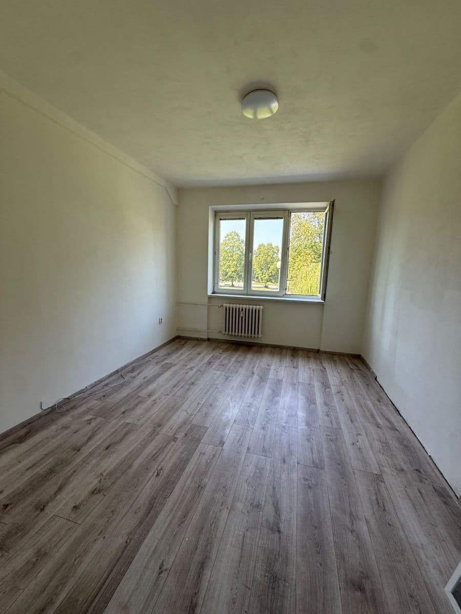 Prenájom bytu 2-izbový 60 m², Čapkova, Karviná, Moravskoslezský kraj Prenájom bytu 2-izbový 60 m², Čapkova, Karviná, Moravskoslezský kraj
