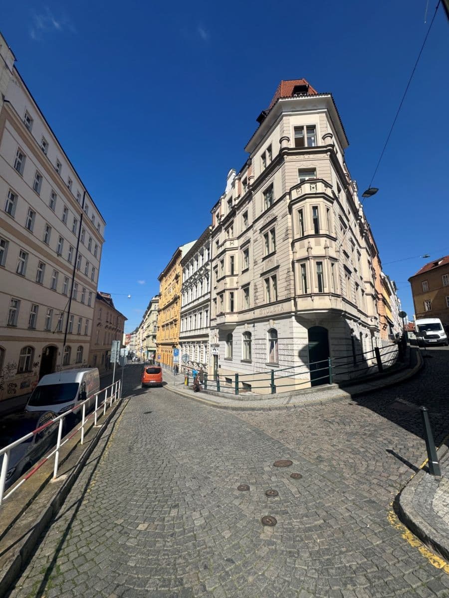 Prenájom bytu 2-izbový 49 m², Na Zderaze, Praha, Praha Prenájom bytu 2-izbový 49 m², Na Zderaze, Praha, Praha