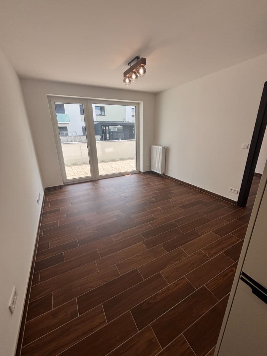 Prenájom bytu 2-izbový 46 m², Třída Jiřího Pelikána, Olomouc, Olomoucký kraj Prenájom bytu 2-izbový 46 m², Třída Jiřího Pelikána, Olomouc, Olomoucký kraj