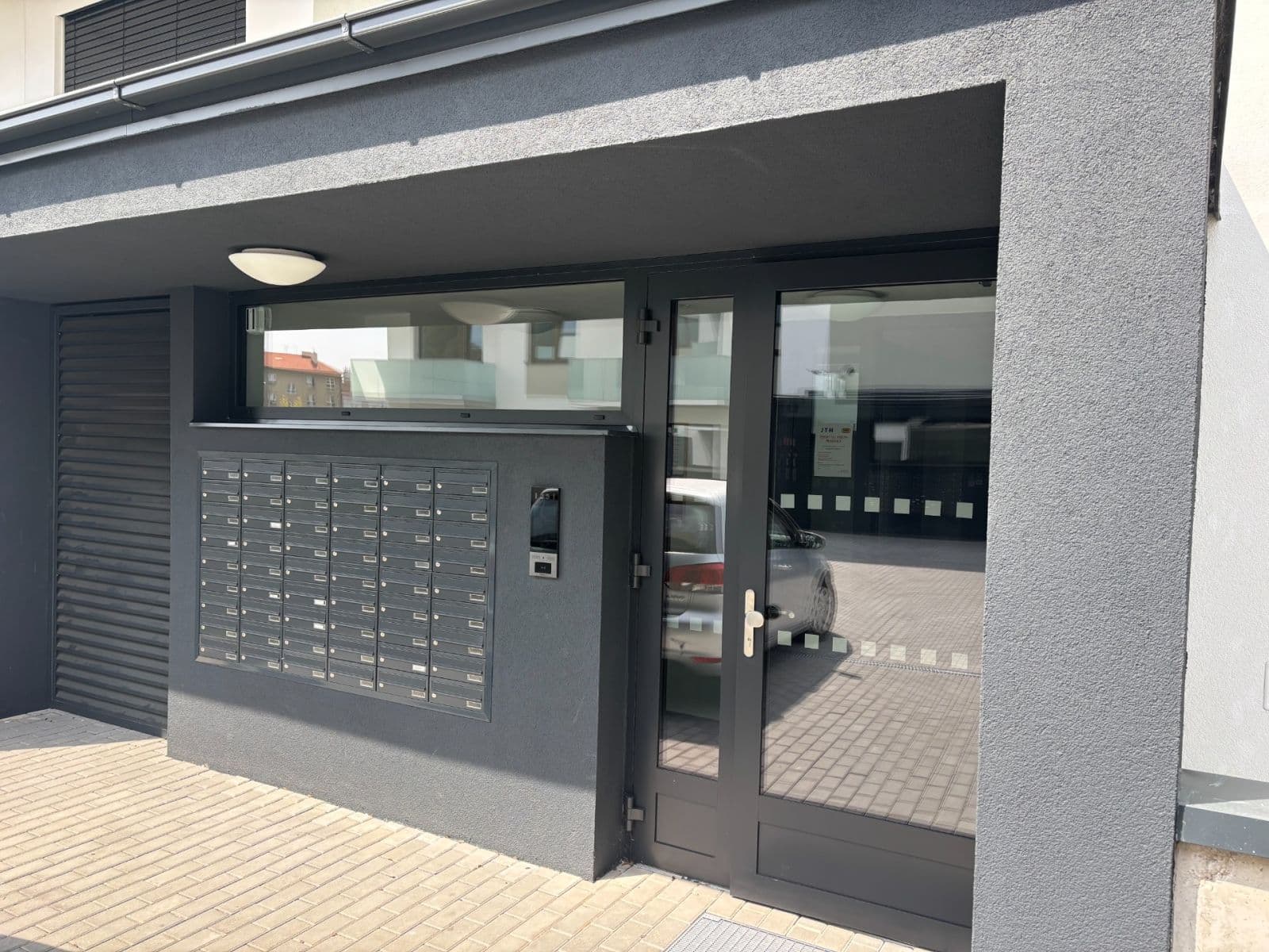 Prenájom bytu 2-izbový 46 m², Třída Jiřího Pelikána, Olomouc, Olomoucký kraj Prenájom bytu 2-izbový 46 m², Třída Jiřího Pelikána, Olomouc, Olomoucký kraj