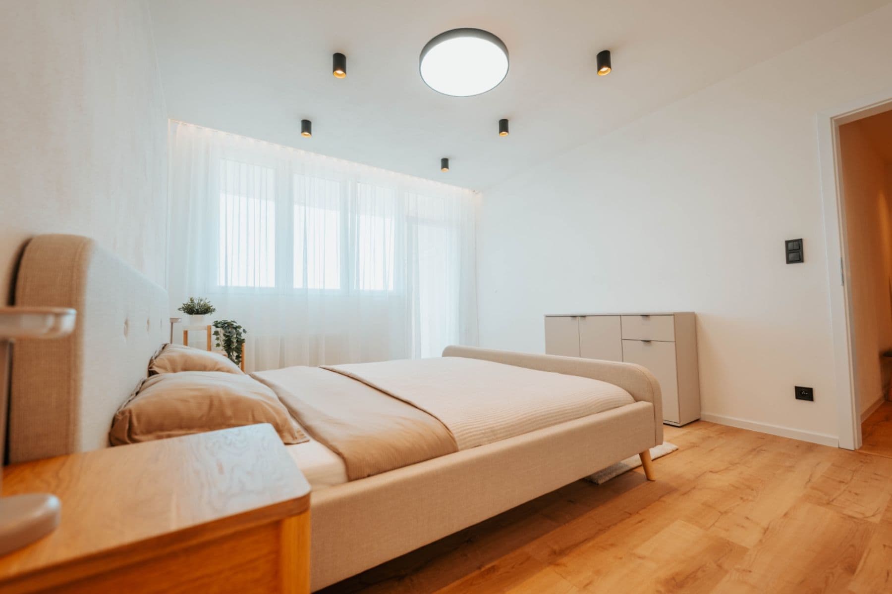 Predaj bytu 3-izbový 64 m², Vejprnická, Plzeň, Plzeňský kraj Predaj bytu 3-izbový 64 m², Vejprnická, Plzeň, Plzeňský kraj