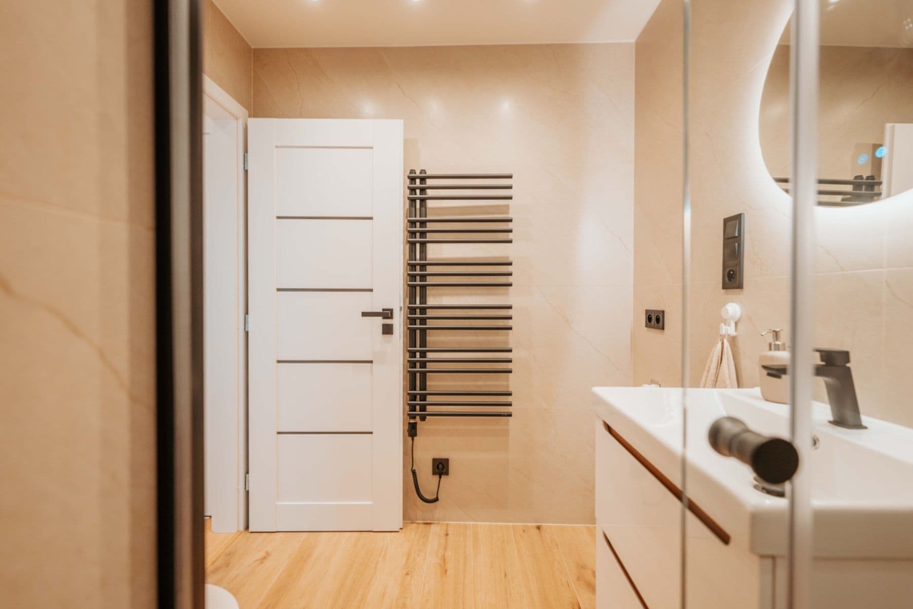 Predaj bytu 3-izbový 64 m², Vejprnická, Plzeň, Plzeňský kraj Predaj bytu 3-izbový 64 m², Vejprnická, Plzeň, Plzeňský kraj