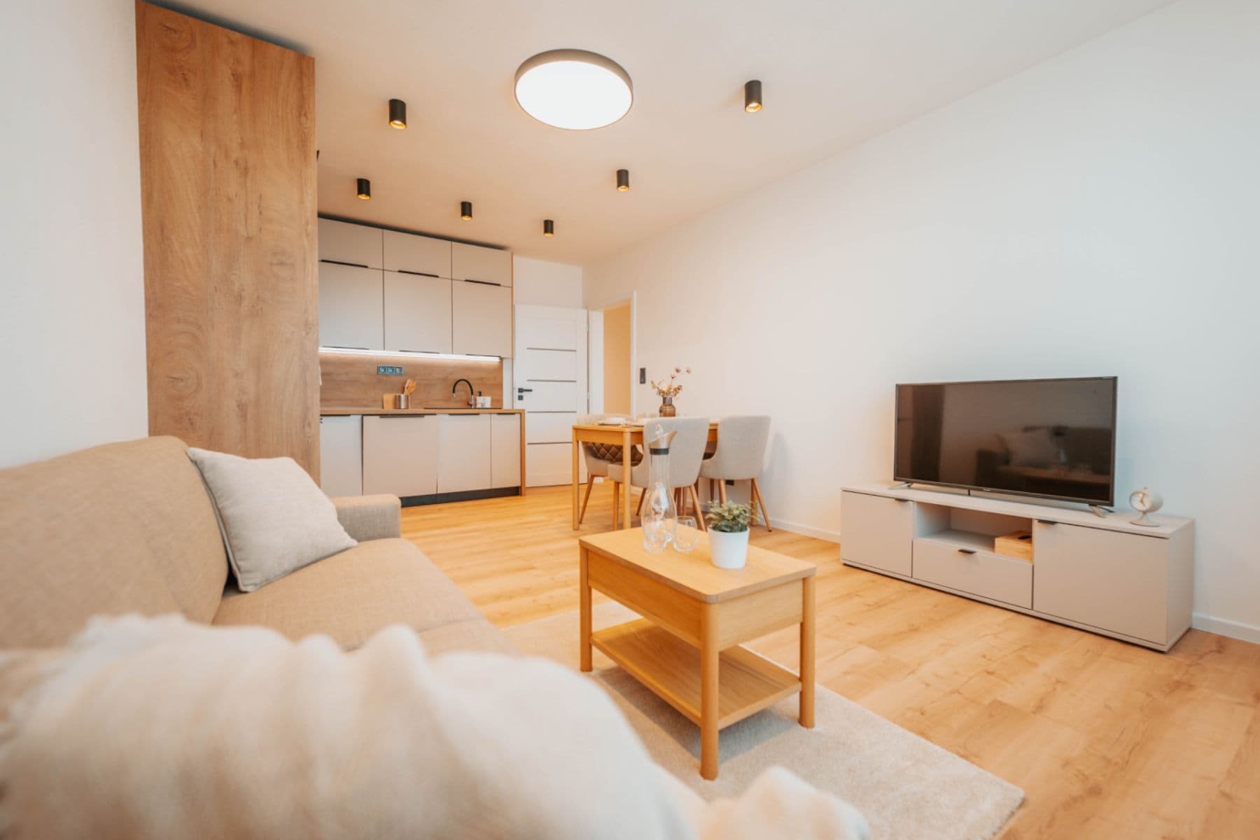 Predaj bytu 3-izbový 64 m², Vejprnická, Plzeň, Plzeňský kraj Predaj bytu 3-izbový 64 m², Vejprnická, Plzeň, Plzeňský kraj