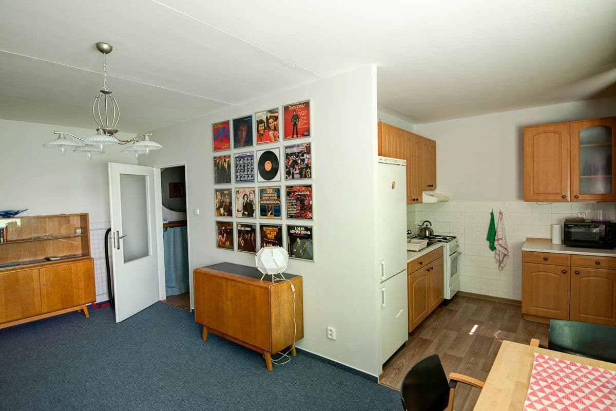 Prenájom bytu 3-izbový 66 m², Štúrova, Praha, Praha Prenájom bytu 3-izbový 66 m², Štúrova, Praha, Praha