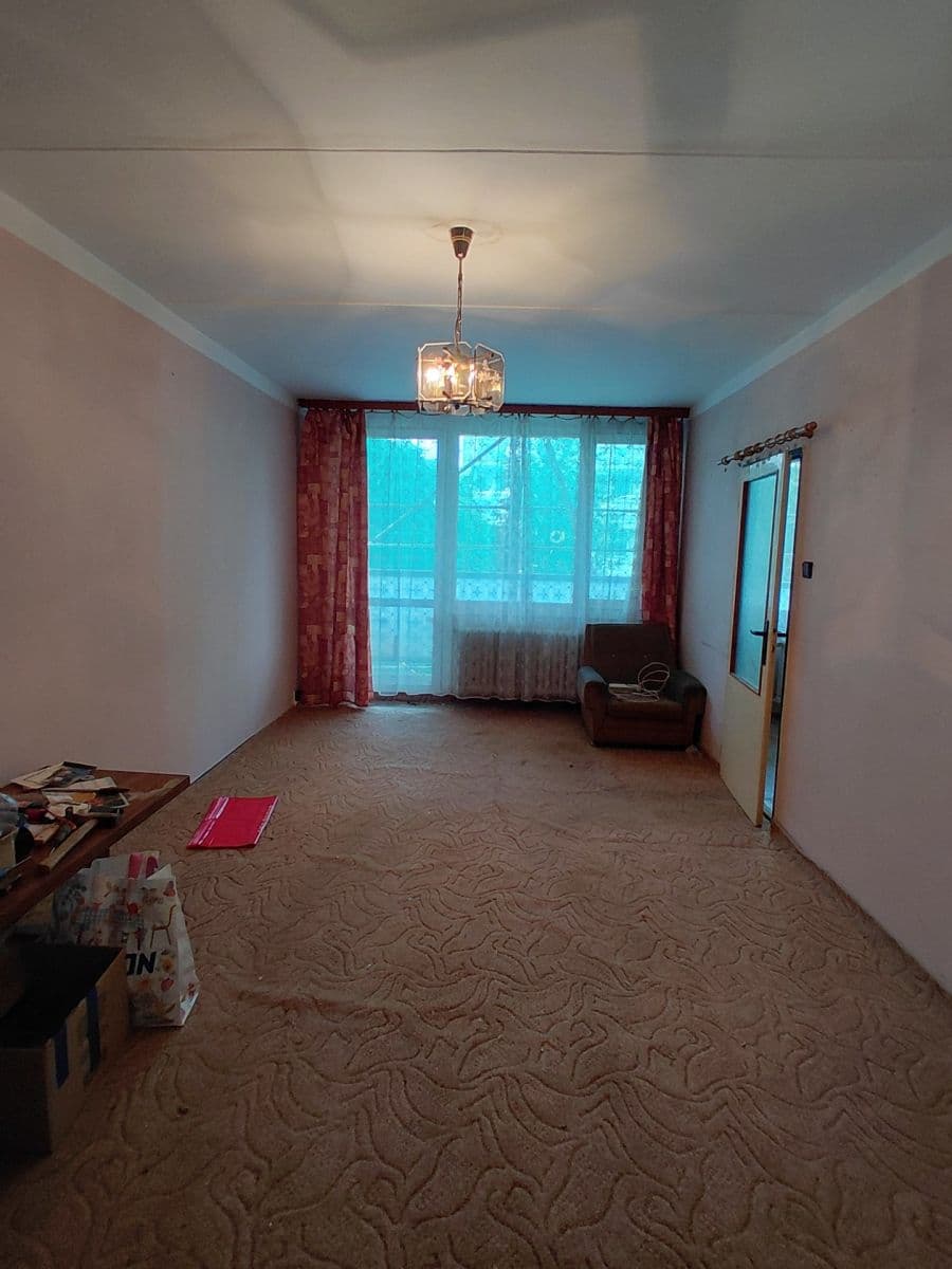Predaj bytu 3-izbový 76 m², Rumunská, Čelákovice, Středočeský kraj Predaj bytu 3-izbový 76 m², Rumunská, Čelákovice, Středočeský kraj