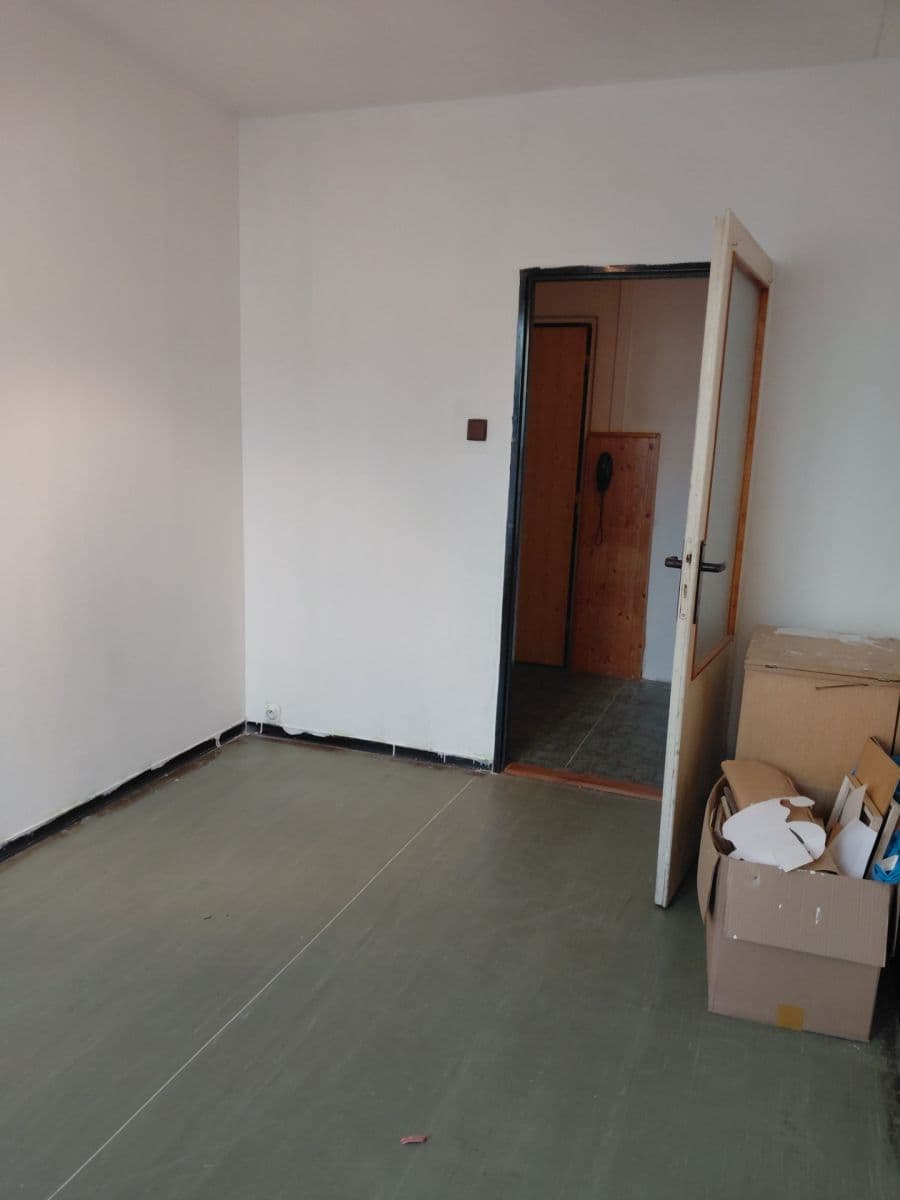 Predaj bytu 3-izbový 76 m², Rumunská, Čelákovice, Středočeský kraj Predaj bytu 3-izbový 76 m², Rumunská, Čelákovice, Středočeský kraj