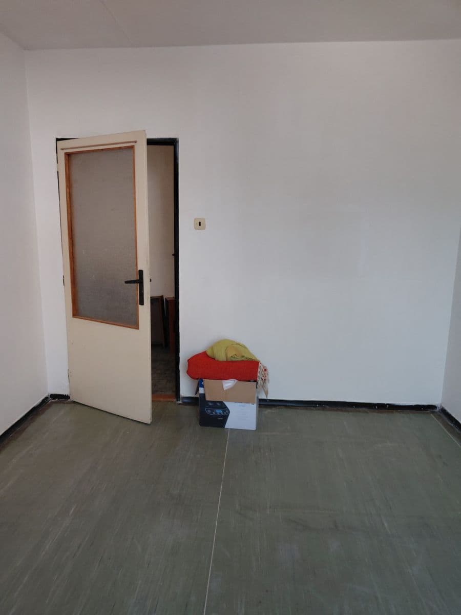 Predaj bytu 3-izbový 76 m², Rumunská, Čelákovice, Středočeský kraj Predaj bytu 3-izbový 76 m², Rumunská, Čelákovice, Středočeský kraj