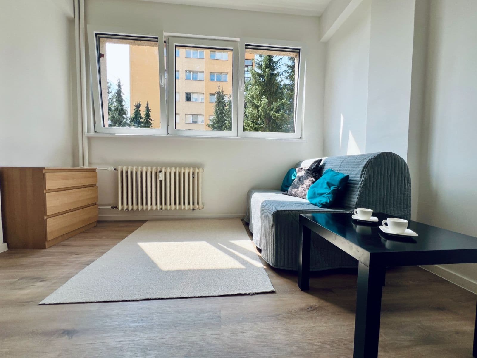 Prenájom bytu 1-izbový 20 m², Na Okruhu, Praha, Praha Prenájom bytu 1-izbový 20 m², Na Okruhu, Praha, Praha