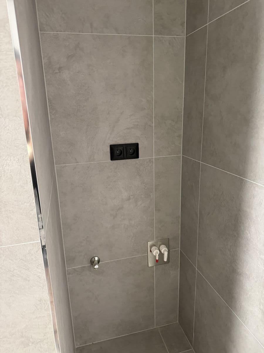 Prenájom bytu 2-izbový 58 m², Bratislavská, Brno, Jihomoravský kraj Prenájom bytu 2-izbový 58 m², Bratislavská, Brno, Jihomoravský kraj