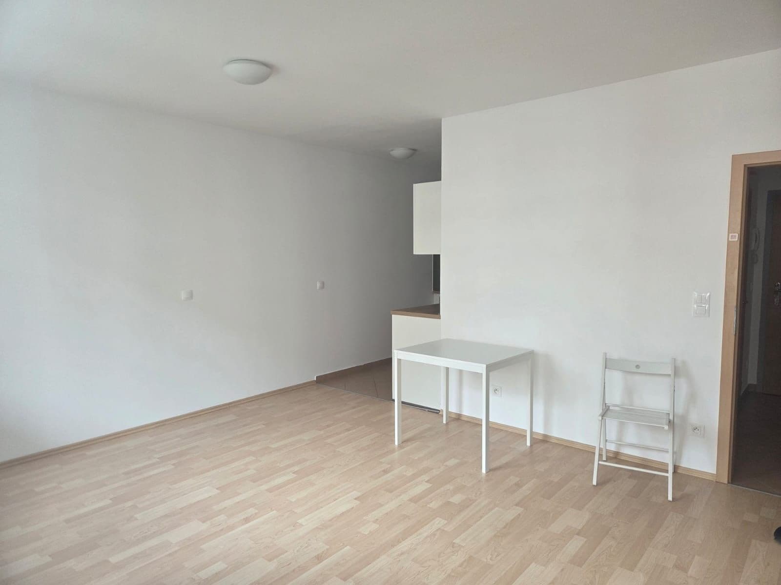 Prenájom bytu 1-izbový 29 m², Miloše Havla, Praha, Praha Prenájom bytu 1-izbový 29 m², Miloše Havla, Praha, Praha