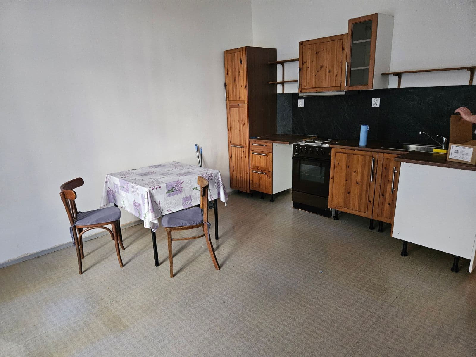 Prenájom bytu 1-izbový 27 m², Žerotínova, Praha, Praha Prenájom bytu 1-izbový 27 m², Žerotínova, Praha, Praha