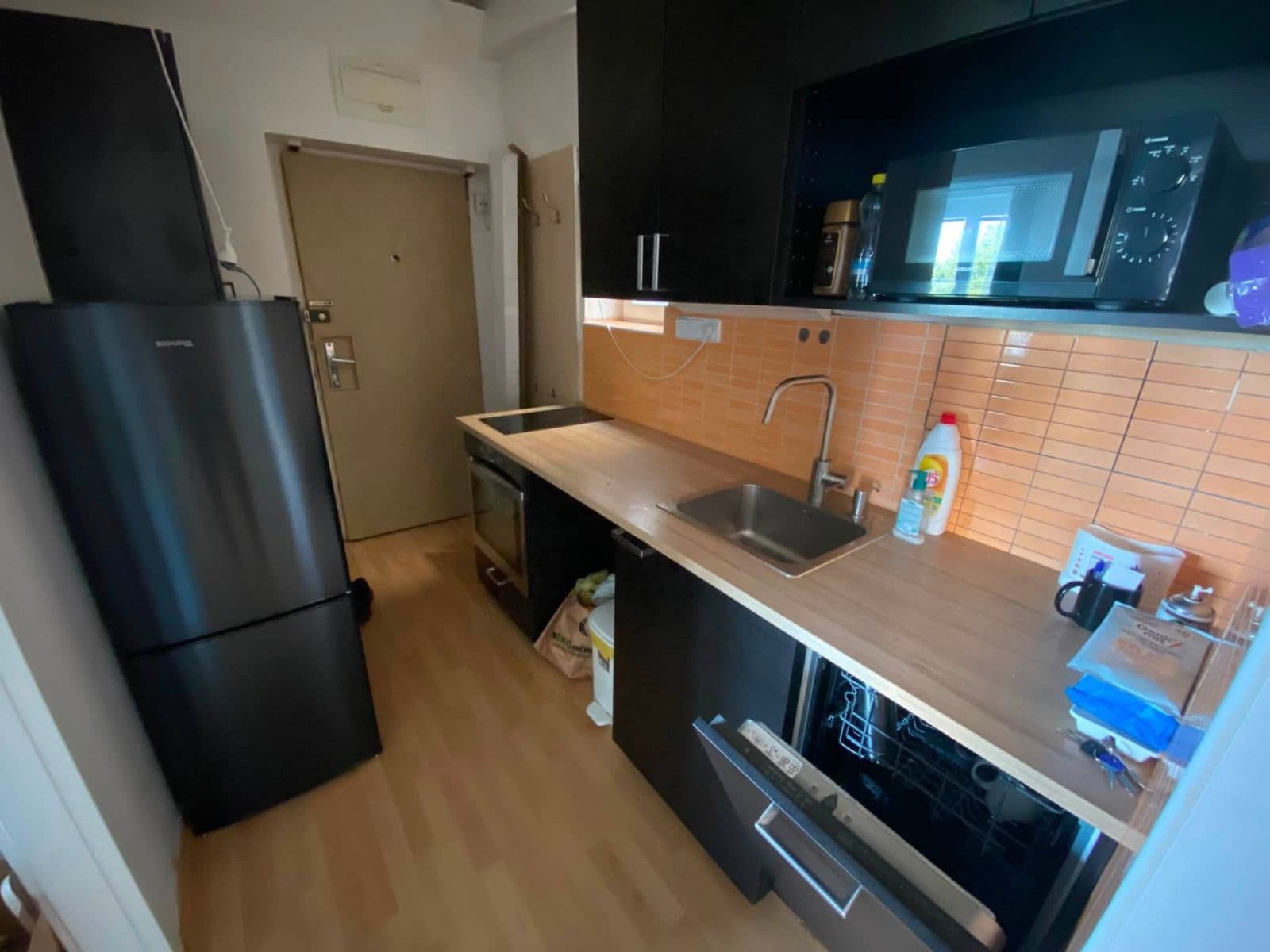 Prenájom bytu 2-izbový 45 m², Viklefova, Praha, Praha Prenájom bytu 2-izbový 45 m², Viklefova, Praha, Praha