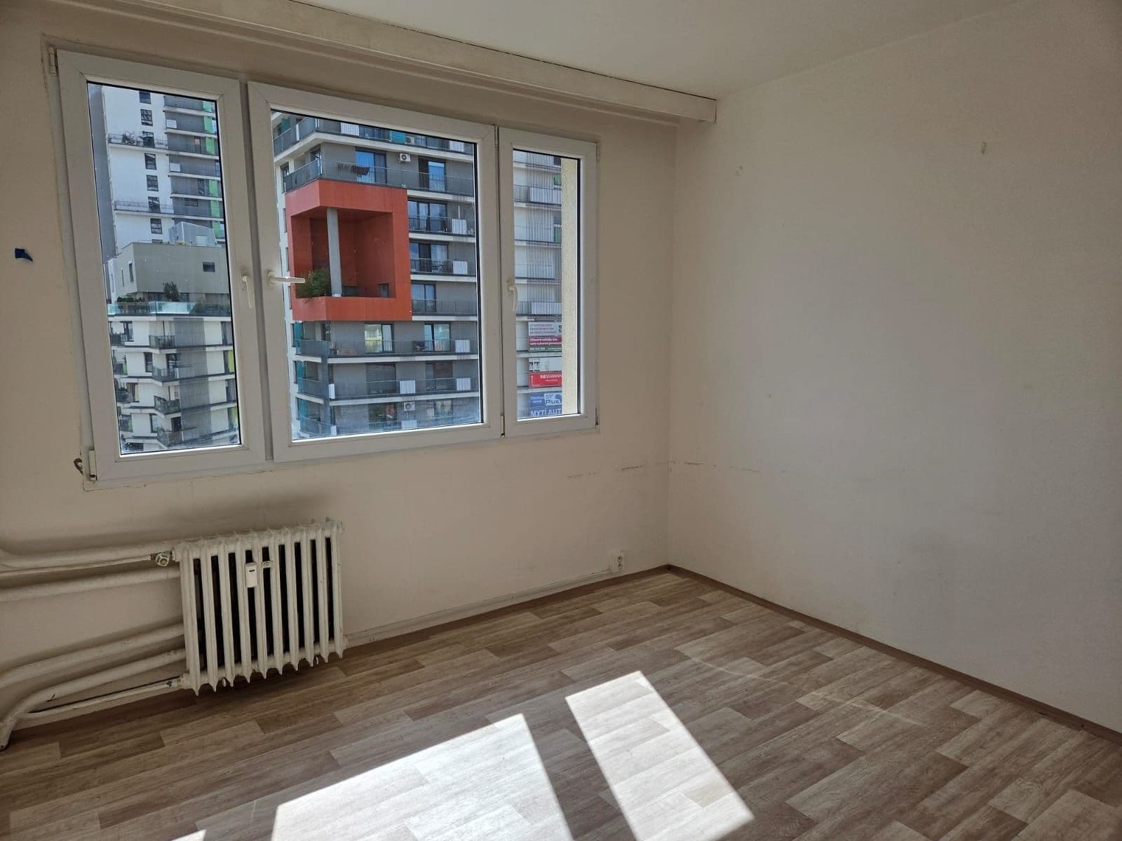Predaj bytu 3-izbový 71 m², Počernická, Praha, Praha Predaj bytu 3-izbový 71 m², Počernická, Praha, Praha