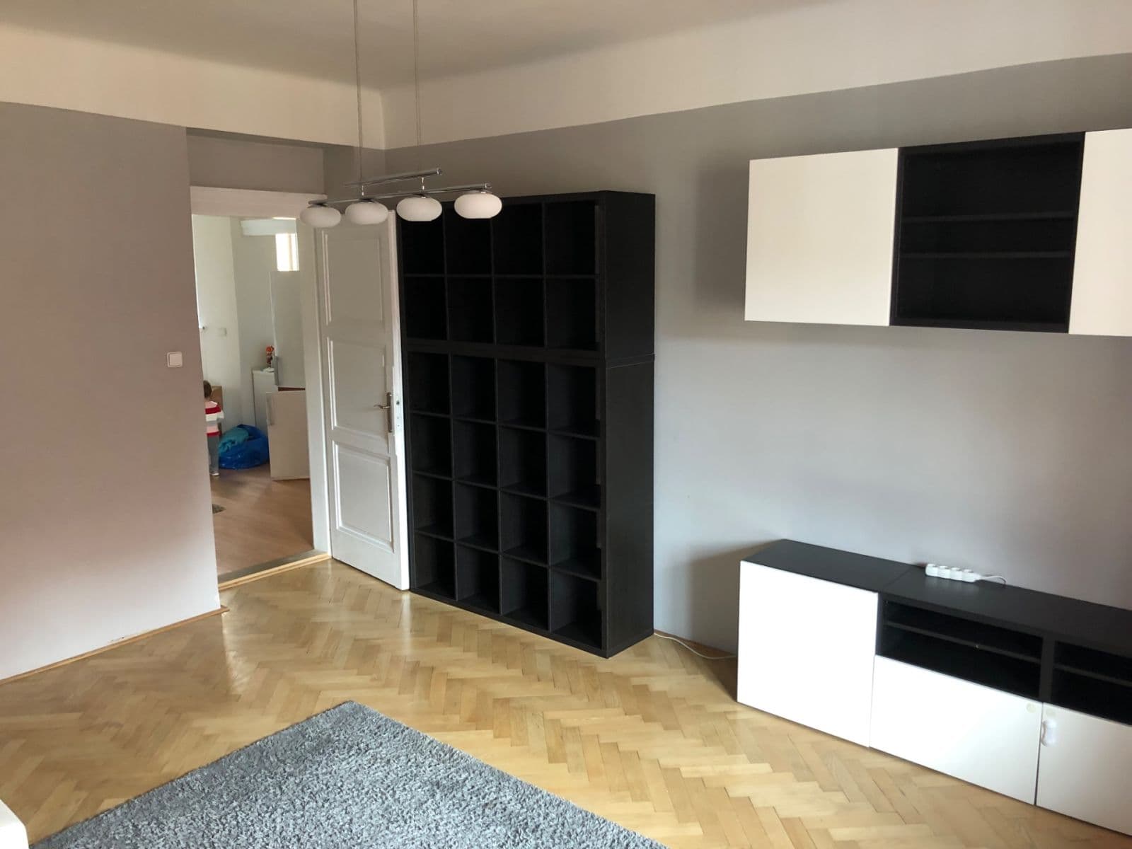 Prenájom bytu 2-izbový 65 m², Tusarova, Praha, Praha Prenájom bytu 2-izbový 65 m², Tusarova, Praha, Praha