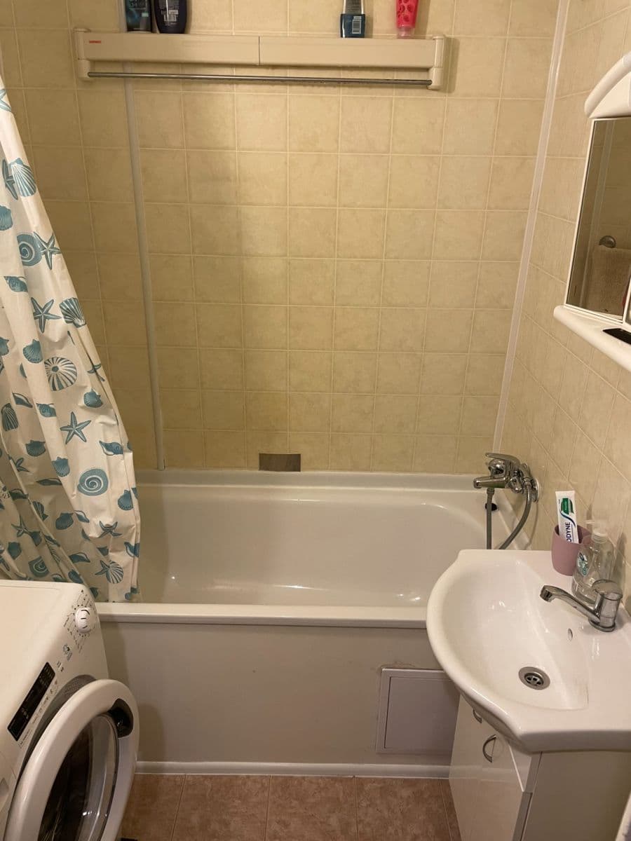 Prenájom bytu 3-izbový 65 m², Hrudičkova, Praha, Praha Prenájom bytu 3-izbový 65 m², Hrudičkova, Praha, Praha