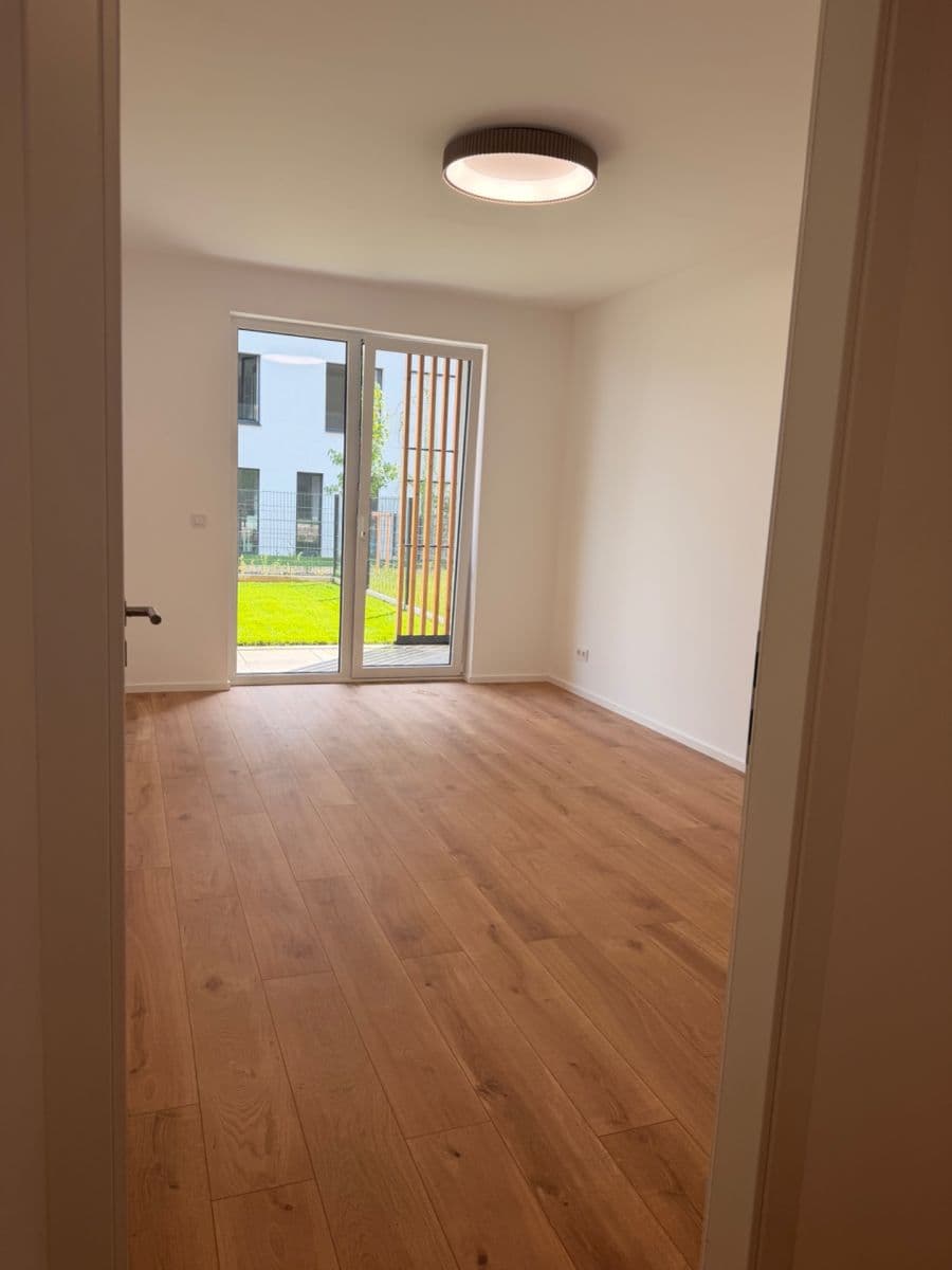 Prenájom bytu 2-izbový 62 m², V. Kratochvíla, Kladno, Středočeský kraj Prenájom bytu 2-izbový 62 m², V. Kratochvíla, Kladno, Středočeský kraj