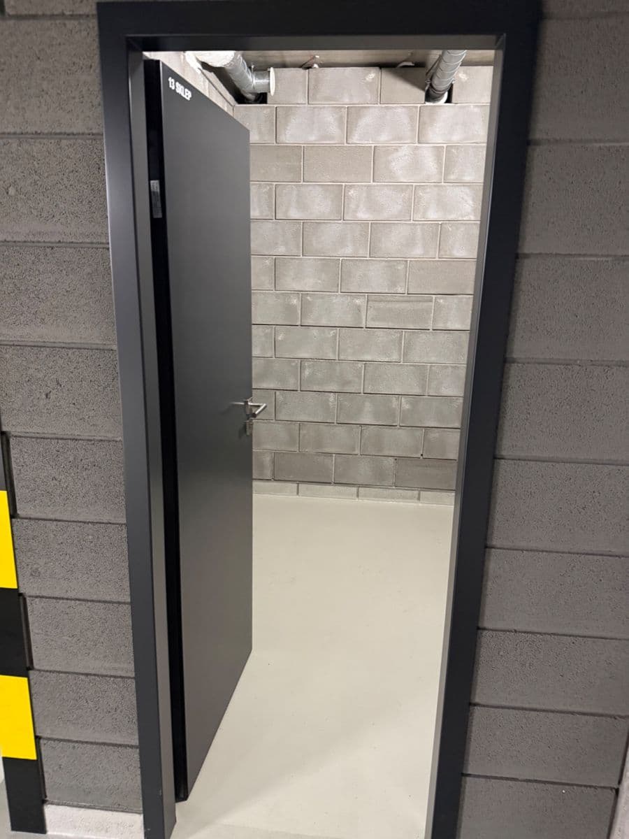 Prenájom bytu 2-izbový 62 m², V. Kratochvíla, Kladno, Středočeský kraj Prenájom bytu 2-izbový 62 m², V. Kratochvíla, Kladno, Středočeský kraj