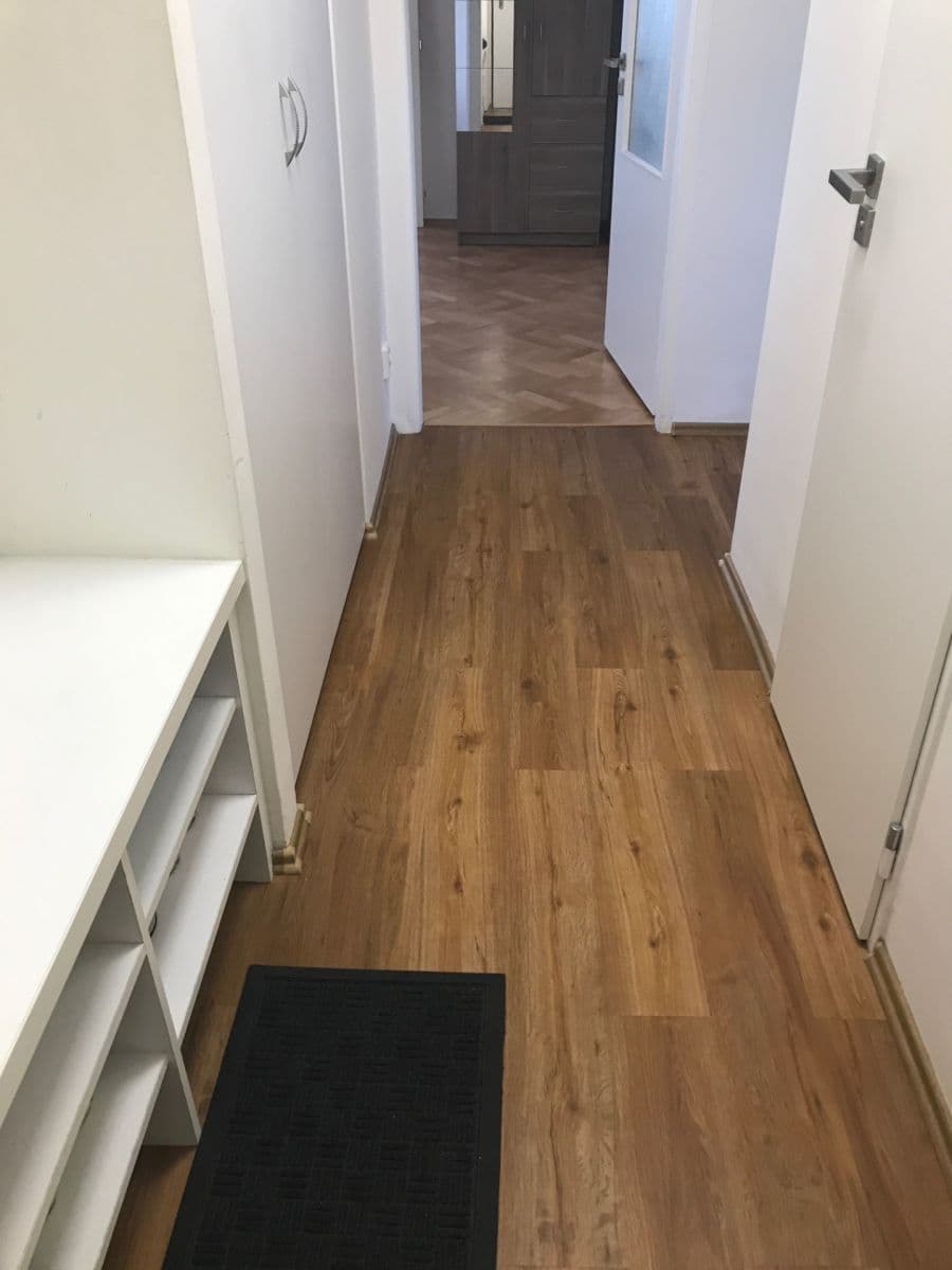 Prenájom bytu 2-izbový 54 m², Poděbradská, Praha, Praha Prenájom bytu 2-izbový 54 m², Poděbradská, Praha, Praha
