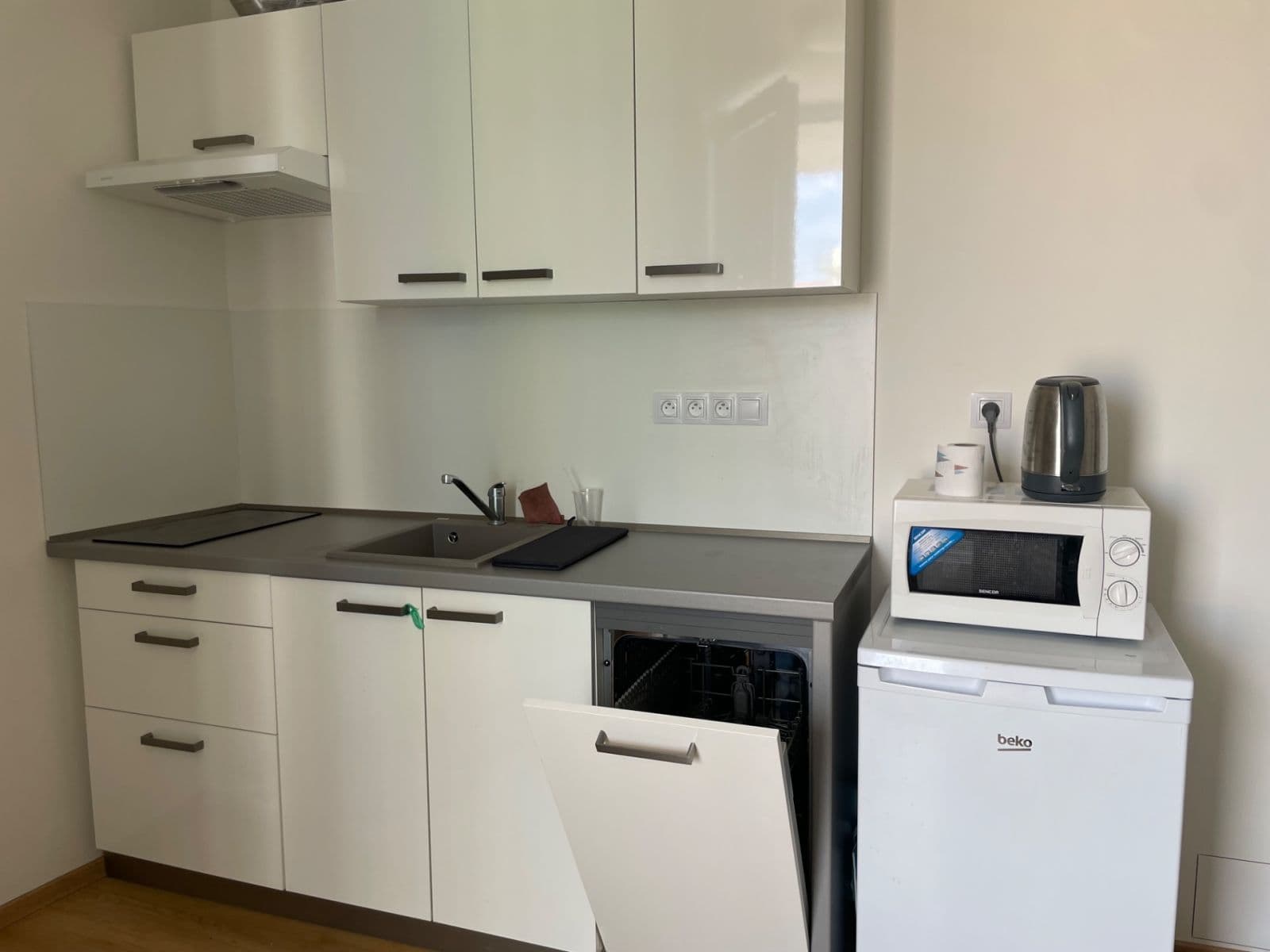 Prenájom bytu 1-izbový 28 m², Placzkova, Brno, Jihomoravský kraj Prenájom bytu 1-izbový 28 m², Placzkova, Brno, Jihomoravský kraj