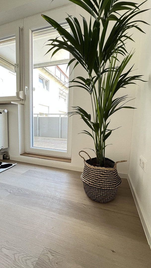 Prenájom bytu 1-izbový 37 m², Stuttgart, Bádensko-Wurttembersko Prenájom bytu 1-izbový 37 m², Stuttgart, Bádensko-Wurttembersko