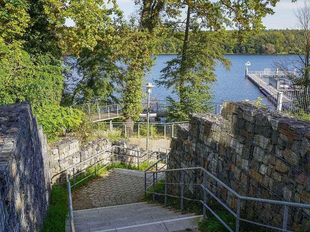 Prenájom bytu 190 m², Am Jungfernsee, Brandenburg - Potsdam, Brandenbursko Prenájom bytu 190 m², Am Jungfernsee, Brandenburg - Potsdam, Brandenbursko