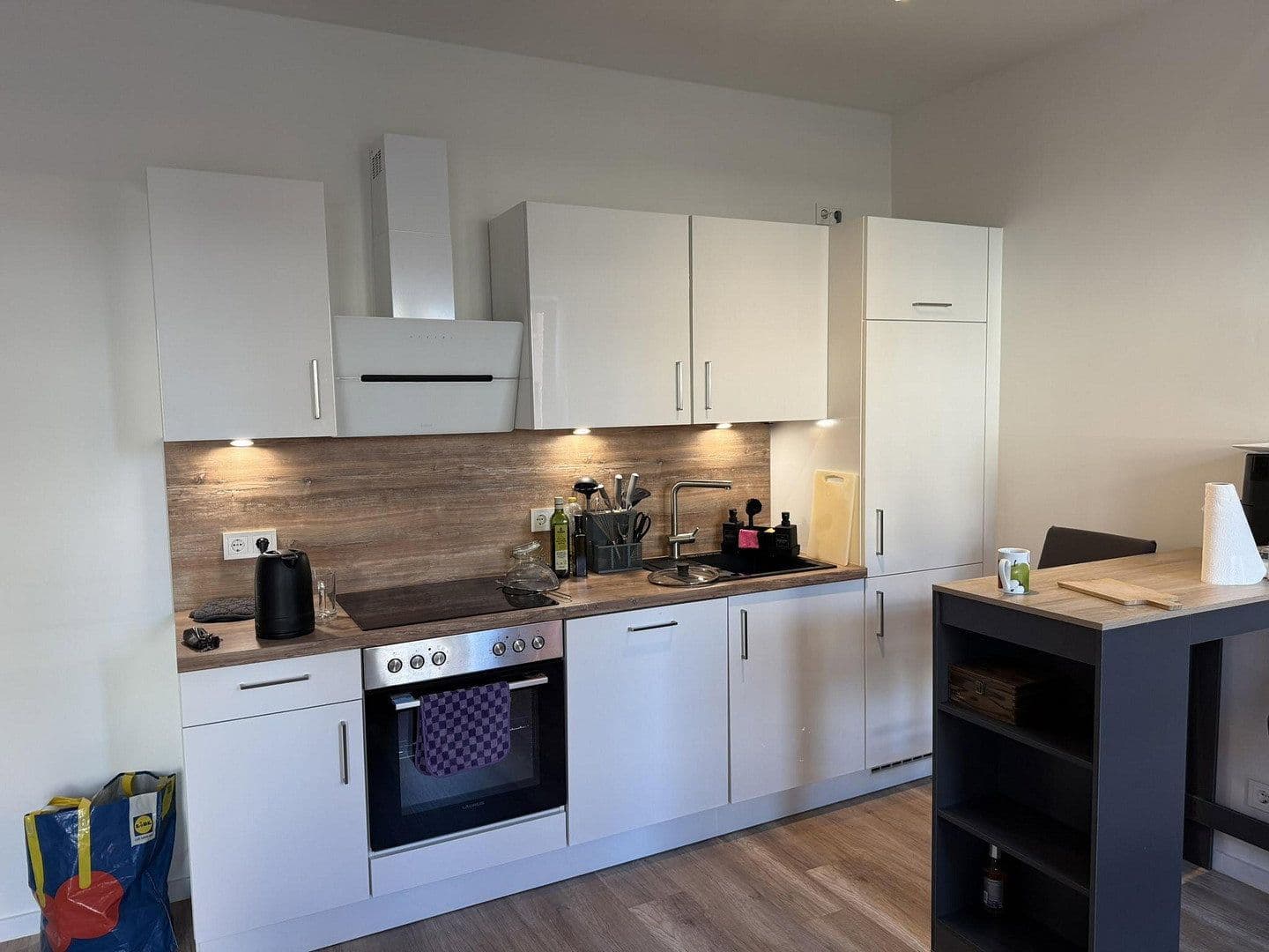 Prenájom bytu 2-izbový 44 m², Parkstr., Berlin, Berlín Prenájom bytu 2-izbový 44 m², Parkstr., Berlin, Berlín