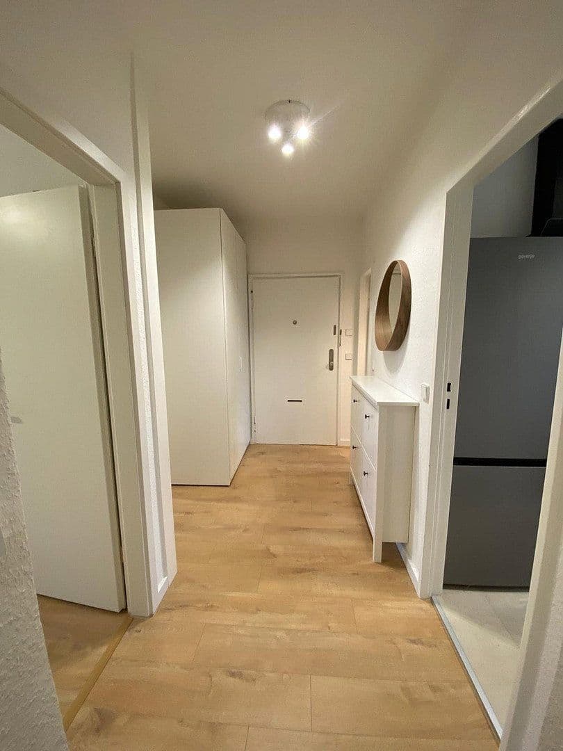 Prenájom bytu 6-izbový 105 m², Wilhelmstraße 162, Berlin, Berlín Prenájom bytu 6-izbový 105 m², Wilhelmstraße 162, Berlin, Berlín