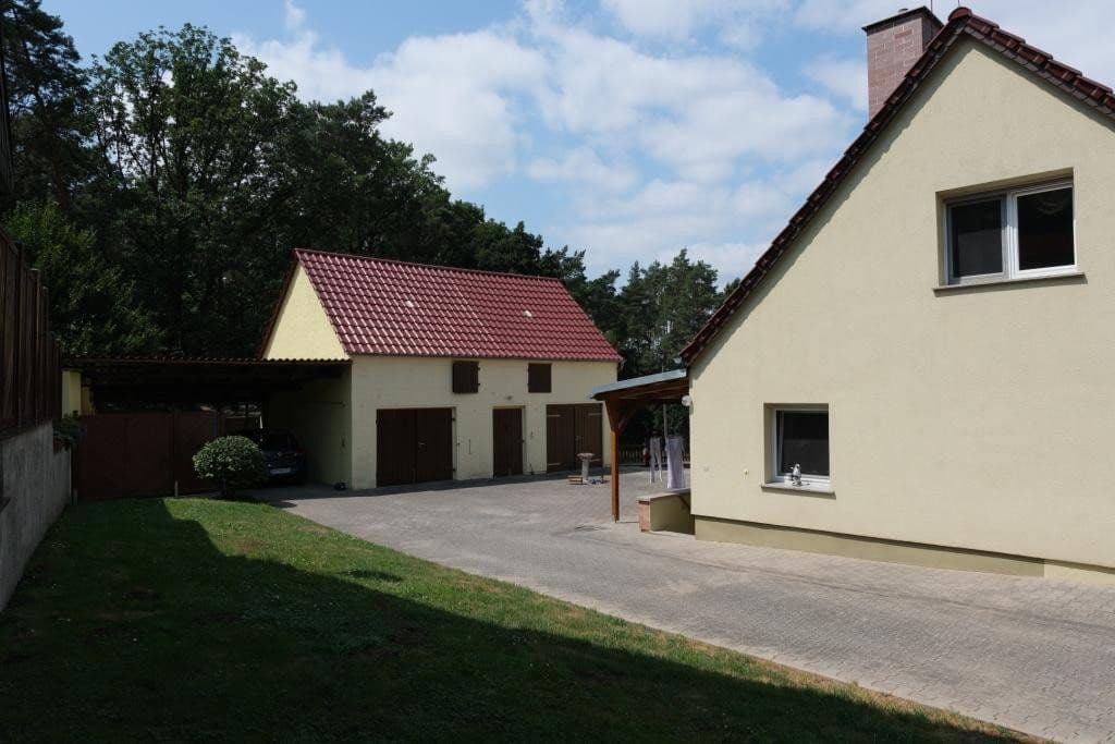 Predaj domu 200 m², pozemok 1.286 m², Zur Burg 10, Rabenstein/Fläming, Brandenbursko Predaj domu 200 m², pozemok 1.286 m², Zur Burg 10, Rabenstein/Fläming, Brandenbursko