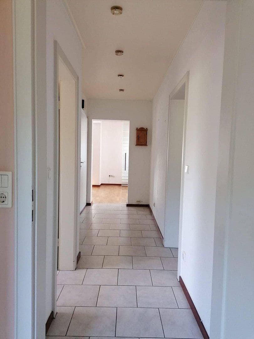Predaj domu 180 m², pozemok 407 m², Voerde (Niederrhein), Severné Porýnie - Westfálsko Predaj domu 180 m², pozemok 407 m², Voerde (Niederrhein), Severné Porýnie - Westfálsko