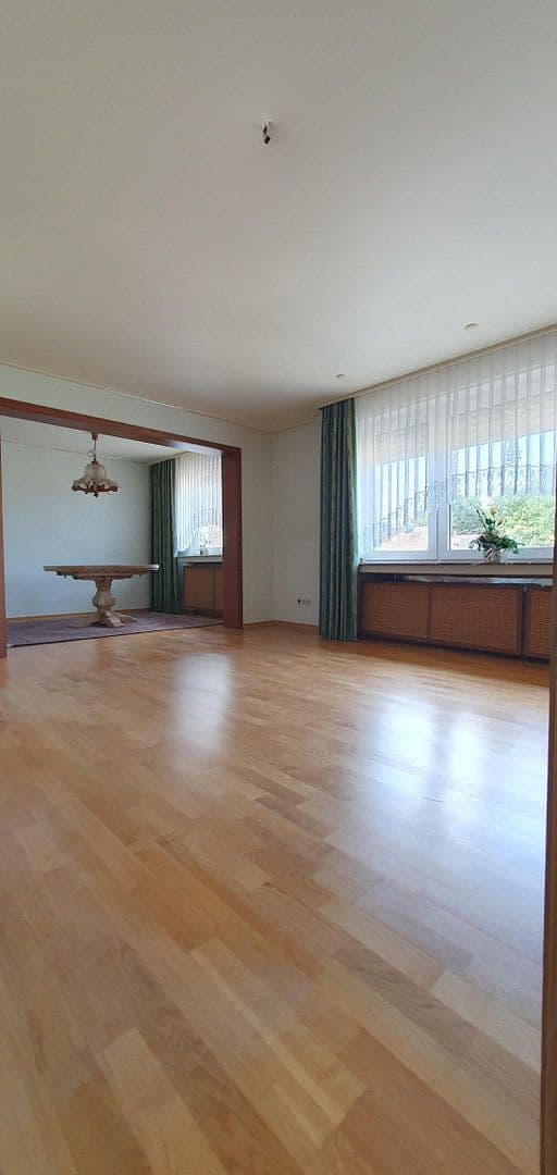 Predaj domu 180 m², pozemok 407 m², Voerde (Niederrhein), Severné Porýnie - Westfálsko Predaj domu 180 m², pozemok 407 m², Voerde (Niederrhein), Severné Porýnie - Westfálsko